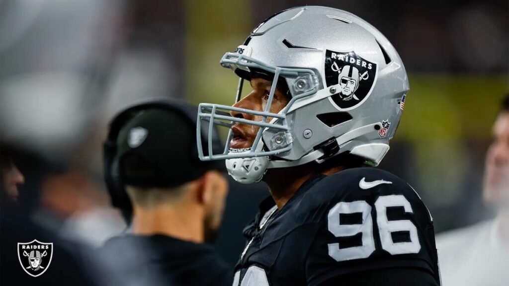 jogador do las vegas raiders