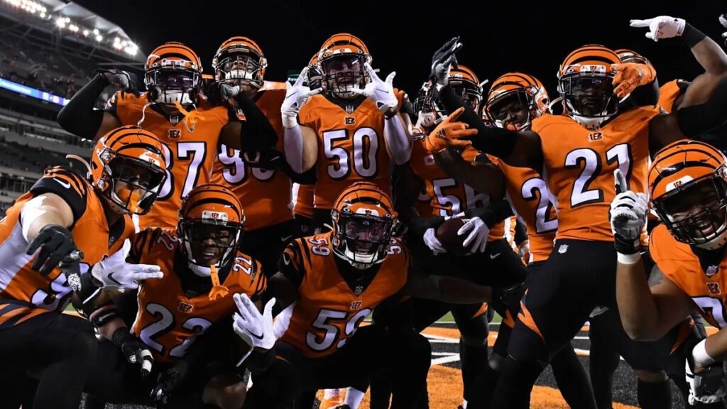 jogadores do cincinatti bengals comemorando
