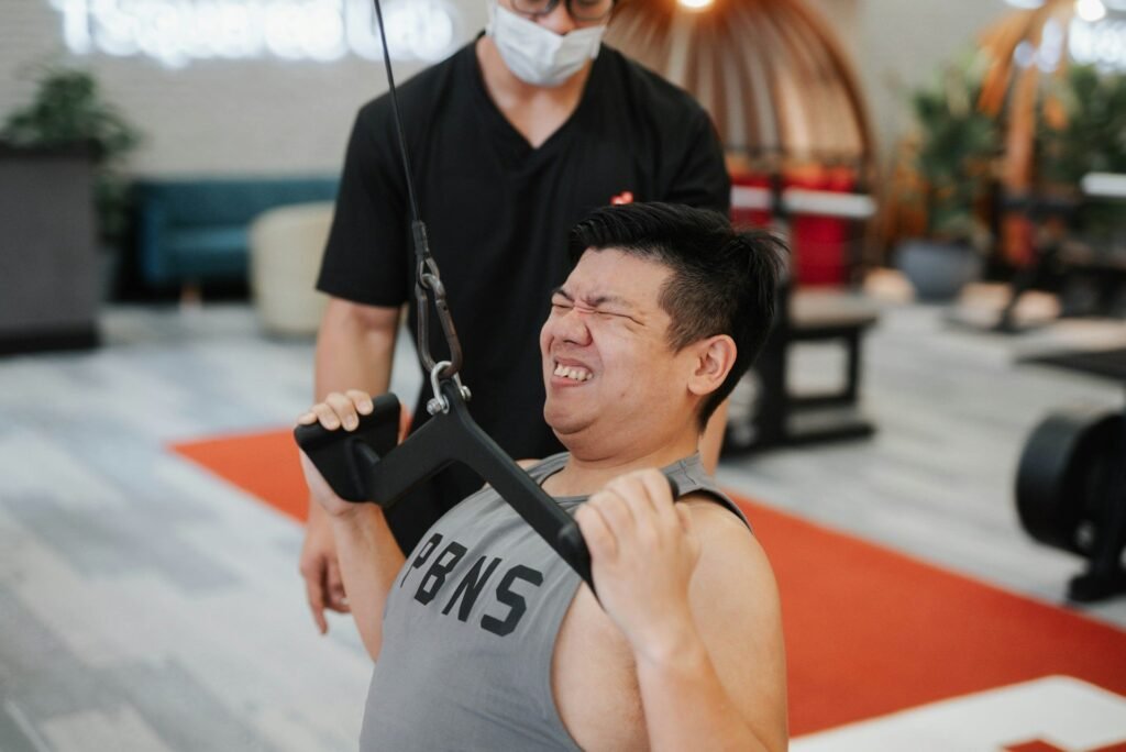 homem se exercitando